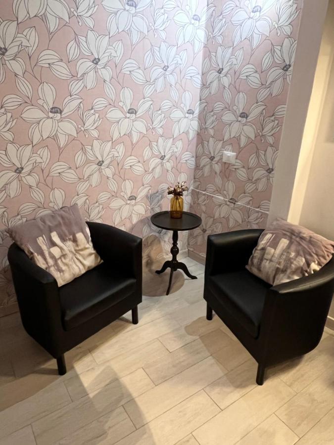 Il Nido - Cozy Studio Apartment In Santa Croce フィレンツェ エクステリア 写真