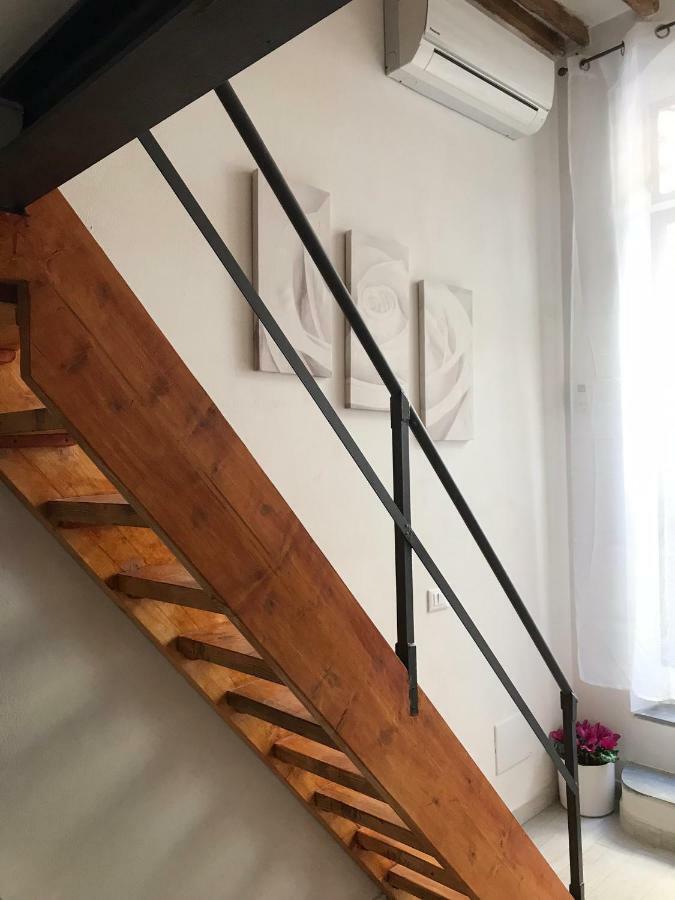 Il Nido - Cozy Studio Apartment In Santa Croce フィレンツェ エクステリア 写真